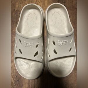 Reebok Women’s Cream Slide Sandals